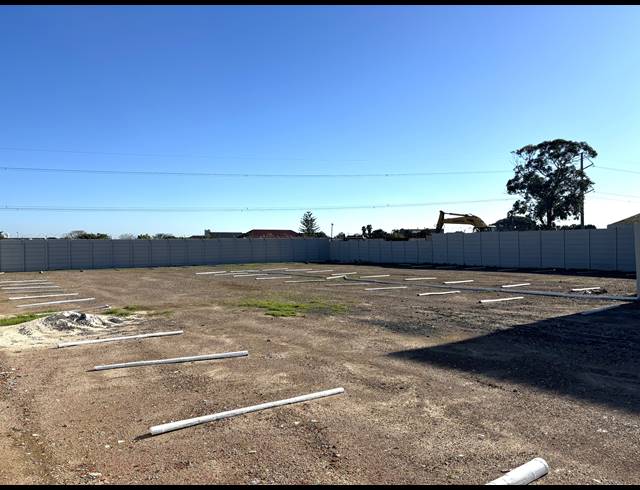 1,487M² VACANT LAND FOR SALE IN GANTS PLAZA